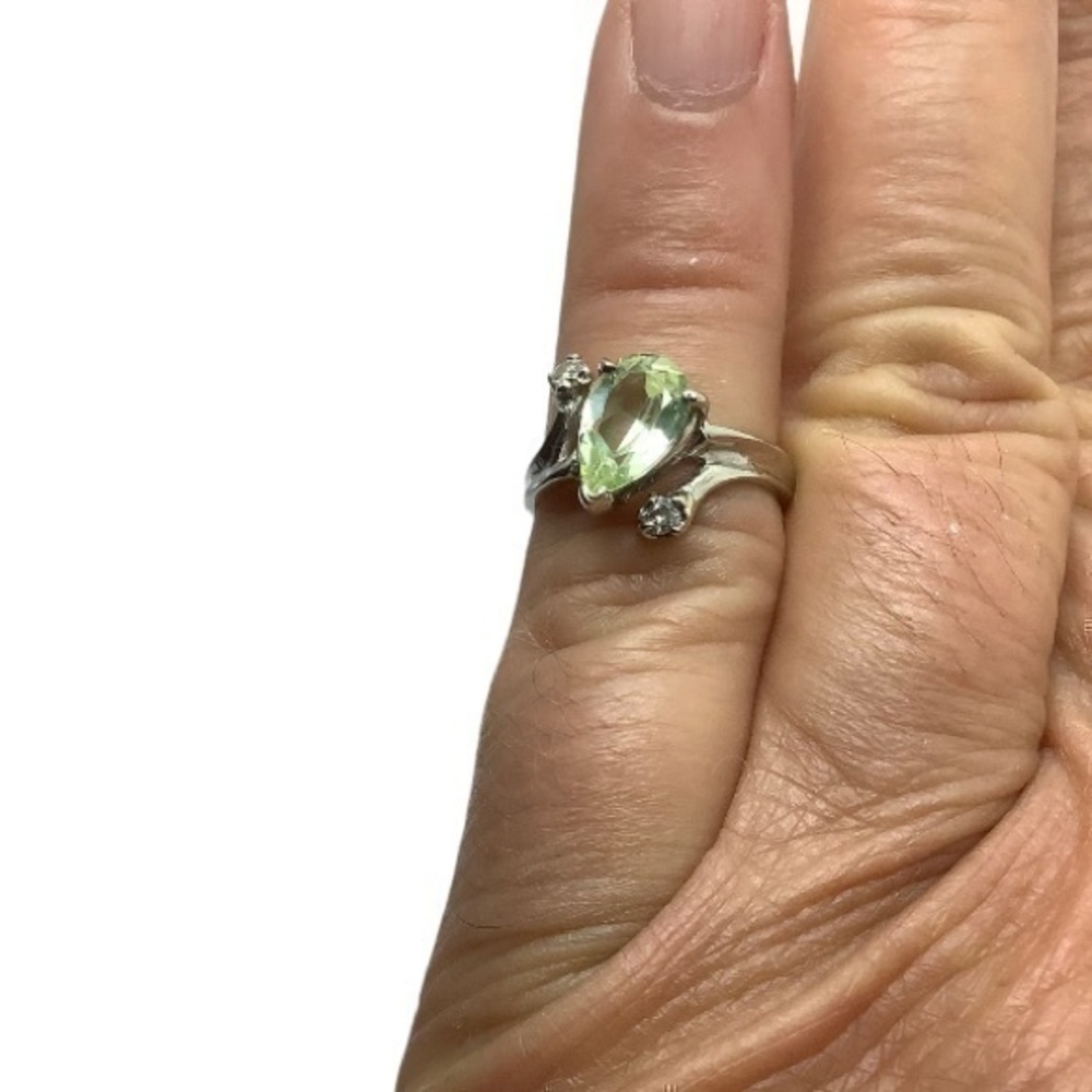 10k Solid Gold Spinel Diamond Ring - image 3